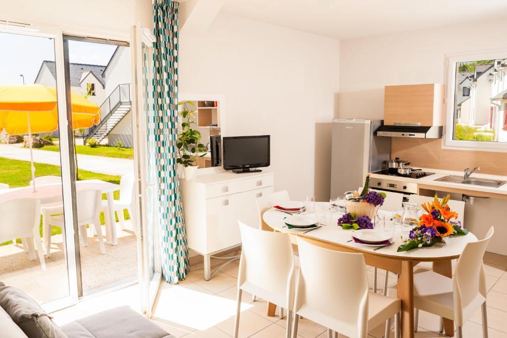 Lagrange Vacances Domaine De Val 奎恩 外观 照片